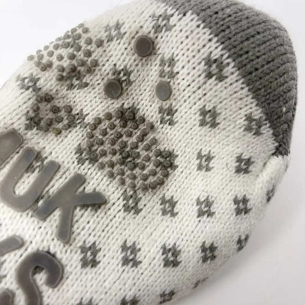 Muk Luks Fuzzy Crew Height Slipper Socks White Gray Non Skid Dots Cozy Warm